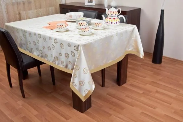 Jakarlı Simli dertsiz masa örtüsü desen 3